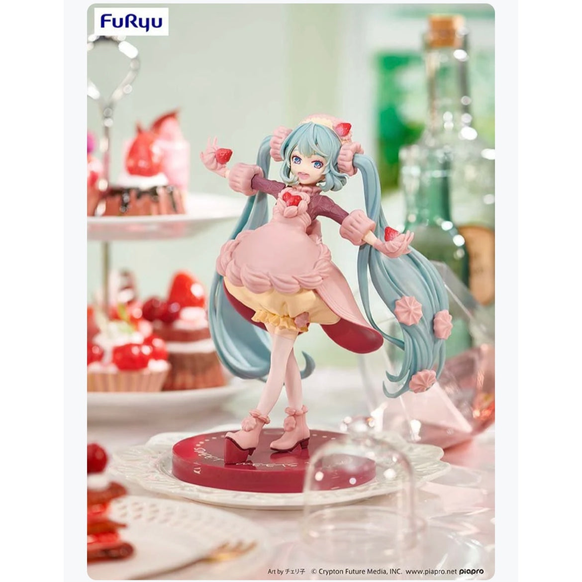Hatsune Miku SweetSweets Strawberry Choco Short Figure