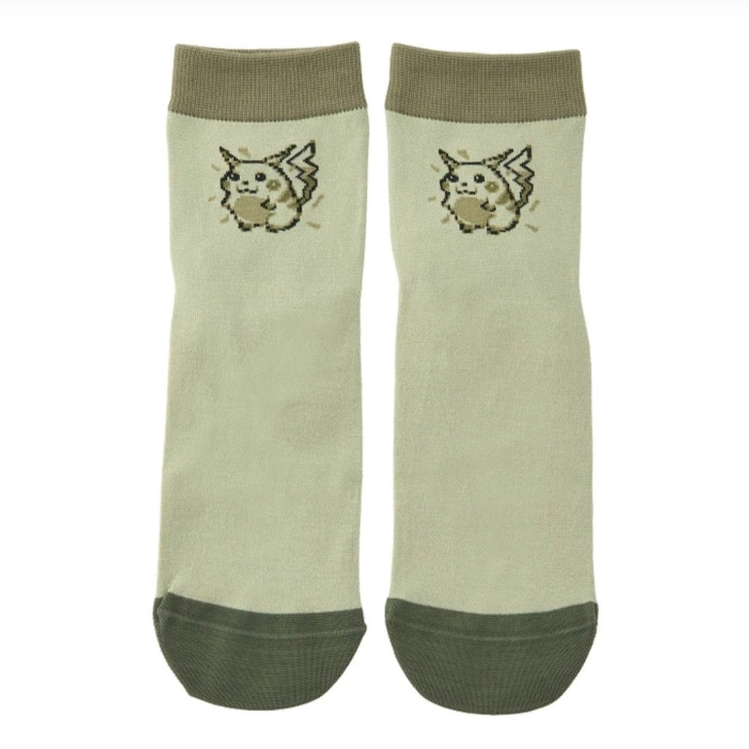 Pokemon 8-bit Pikachu Mid-Calf Socks