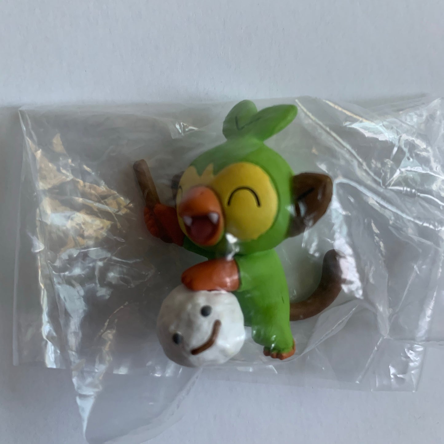 Pokemon Sword and Shield Snowball Fun Figurine